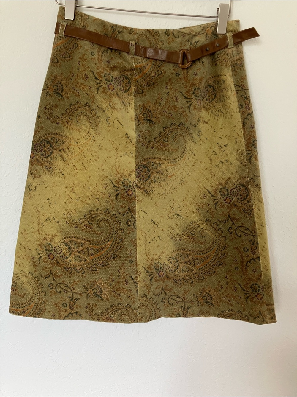 Cynthia Steffe Olive Paisley brushed velvet A-line skirt w/belt. Sz 2